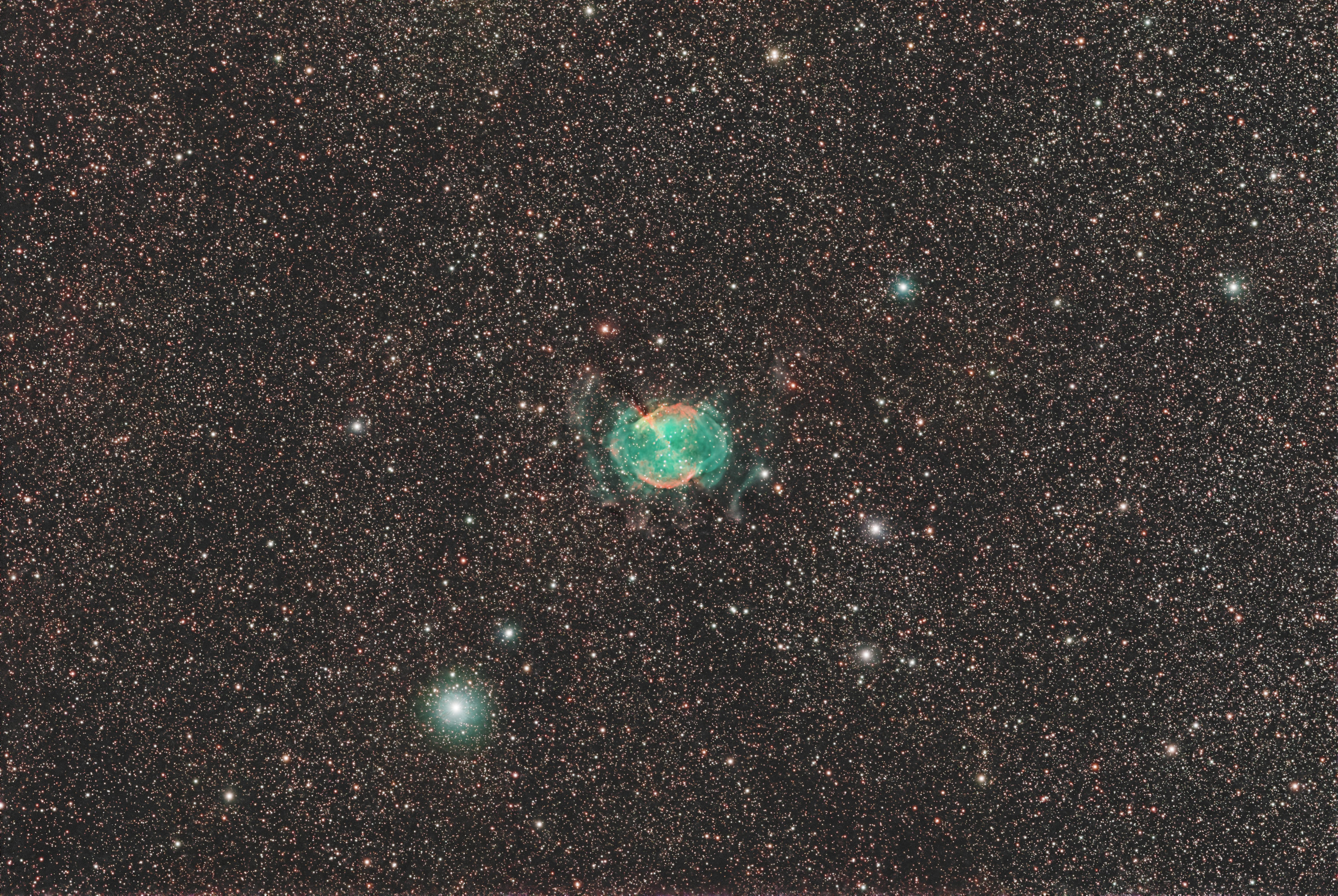 M27 (Dumbbell Nebula)